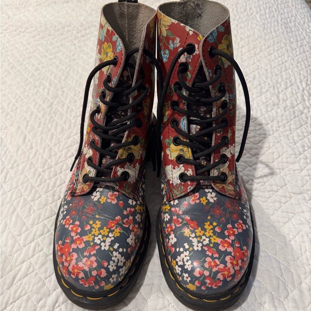 Dr. Martens 1460 Floral Pascal Clash boots like new